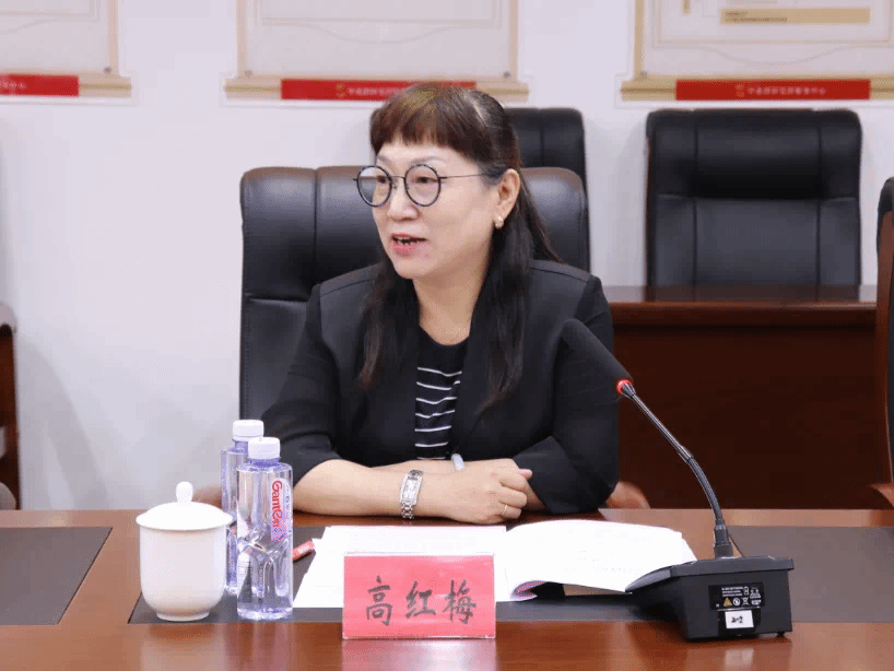 高红梅照片_20241025145947